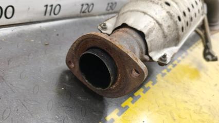 Катализатор TOYOTA HIACE KZH106 1KZTE 1740167120 2 ракурс