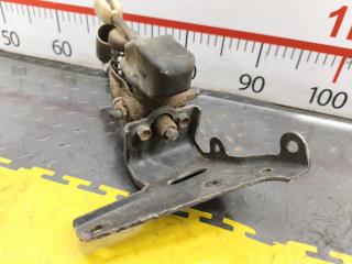 Распределитель тормозной TOYOTA HIACE KZH106 1KZTE 4790026430 5 ракурс