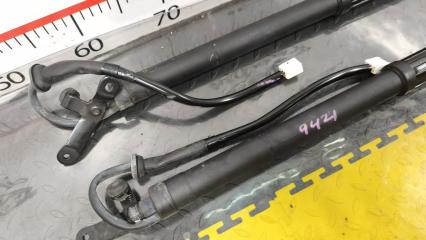 Амортизатор багажника TOYOTA RAV4 MXAA54 M20AFKS 6892042020 3 ракурс