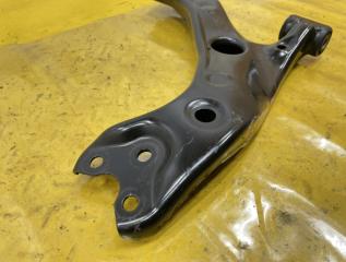 Рычаг правый передний TOYOTA COROLLA ZRE212 2ZRFAE 4806847060 2 ракурс