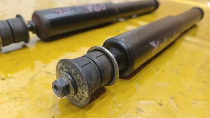 Амортизатор передний NISSAN SAFARI WYY61 RD28 56110VB725 2 ракурс