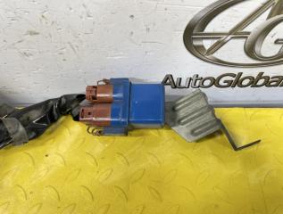 Блок предохранителей NISSAN SAFARI WYY61 RD28 24383VB060 5 ракурс