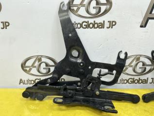 Петля капота BMW X5 F15 N55B30A 41007381781 2 ракурс