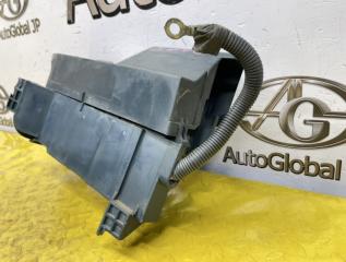 Блок предохранителей NISSAN SAFARI WYY61 RD28 24380VB000 4 ракурс