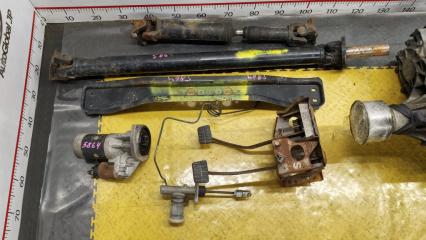 МКПП NISSAN Terrano LBYD21 TD27 3200064G60 2 ракурс МКПП NISSAN Terrano LBYD21 TD27 3200064G60 2 ракурс