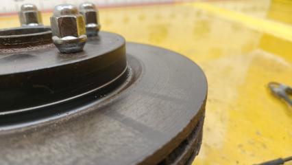 Ступица передняя SUZUKI ESCUDO TDA4W J24B 4515165J00 4 ракурс
