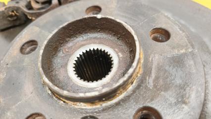 Ступица правая передняя BMW X5 F15 N57D30A 31216869870 3 ракурс Ступица правая передняя BMW X5 F15 N57D30A 31216869870 3 ракурс