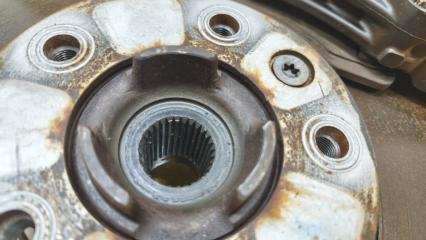 Ступица правая передняя Volkswagen TOUAREG NF 7P CGEA 7P0407246B 3 ракурс