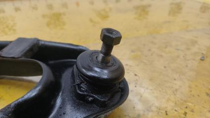 Рычаг правый передний NISSAN ATLAS P4F23 TD27 5452421T10 4 ракурс Рычаг правый передний NISSAN ATLAS P4F23 TD27 5452421T10 4 ракурс