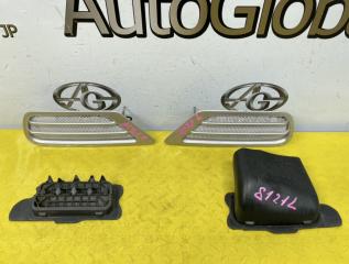 Решетка вентиляционная TOYOTA LAND CRUISER HDJ101 1HDFTE 6290560050 1 ракурс
