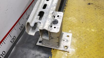 Жесткость бампера задняя BMW X5 F15 N57D30A 51127294396 2 ракурс