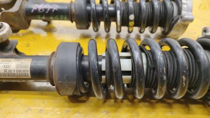 Стойка передняя AUDI Q7 4L CJTC 4L0413031 4 ракурс