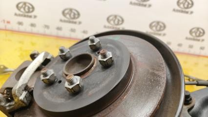 Ступица правая задняя TOYOTA COROLLA ZRE212 2ZRFAE 4230447050 2 ракурс