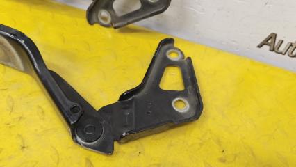 Петля капота AUDI Q7 4L BAR 4L0823301 5 ракурс
