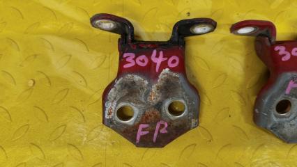 Петля дверная передняя ISUZU BIGHORN UBS69 4JG2 8942303924 4 ракурс