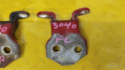 Петля дверная передняя ISUZU BIGHORN UBS69 4JG2 8942303924 5 ракурс