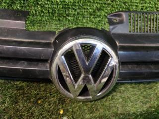 Решетка радиатора VOLKSWAGEN GOLF 5K