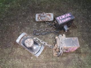 Запчасть крепление запасного колеса ISUZU ELF