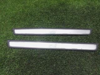 Накладка на порог салона SUBARU IMPREZA контрактная Накладка на порог салона SUBARU IMPREZA