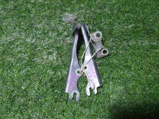 Запчасть петля капота MAZDA MPV