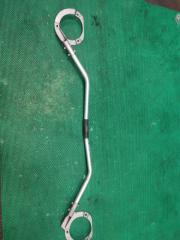 Распорка кузова передняя SUBARU LEGACY контрактная Распорка кузова передняя SUBARU LEGACY