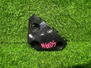 Запчасть крепление бампера переднее левое DAIHATSU BOON