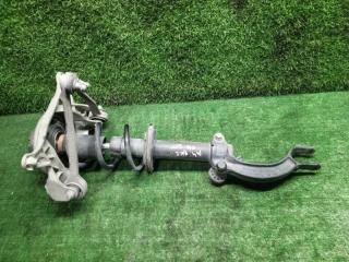 Запчасть стойка передняя левая AUDI A4