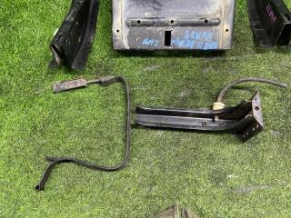 Крепление аккумулятора ELF NKR85 4HG1