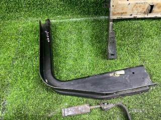 Крепление аккумулятора ELF NKR85 4HG1