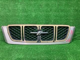 Решетка радиатора SUBARU FORESTER 2000