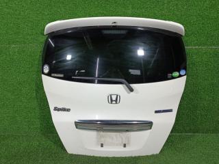 Запчасть дверь 5-я HONDA FREED SPIKE