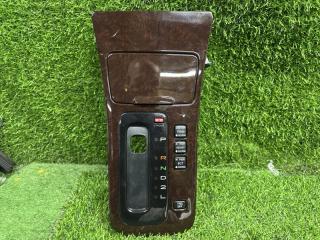 Консоль КПП TOYOTA CROWN MAJESTA
