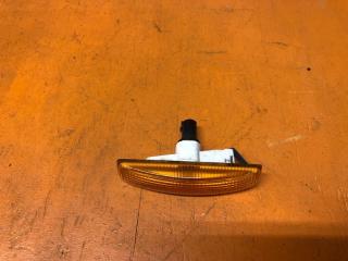 Запчасть указатель поворота в крыло Land Rover Freelander 2008