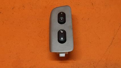 Запчасть кнопка стеклоподъемника передняя правая Ford Escape 2006