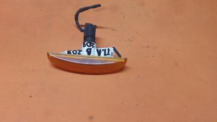 Запчасть повторитель поворота в крыло передний левый Land Rover Freelander 2008