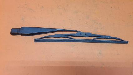 Запчасть поводок стеклоочистителя задний Land Rover Freelander 2008