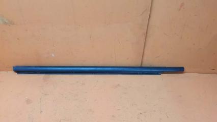 Молдинг стекла двери передний левый Ford Explorer 2011