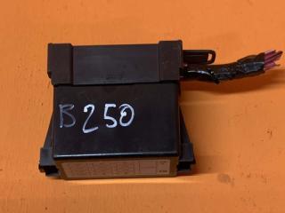 Запчасть блок предохранителей Chevrolet Camaro 2010