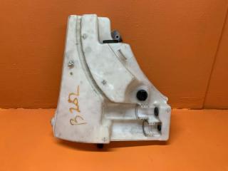 Запчасть бачок омывателя Porsche Cayenne 2012