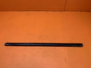 Молдинг стекла двери передний правый Chevrolet Tahoe 2010