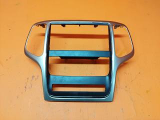 Накладка торпедо центральная Jeep Grand Cherokee 2012