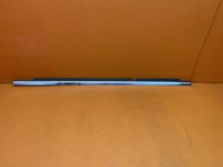 Фото запчасти молдинг стекла двери задний левый Mercedes-Benz GLK 2010 контрактная запчасть Запчасть молдинг стекла двери задний левый Mercedes-Benz GLK 2010