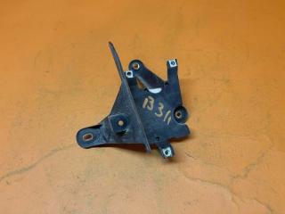 Кронштейн бампера задний левый Porsche Cayenne 2013 контрактная Кронштейн бампера задний левый Porsche Cayenne 2013