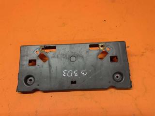 Запчасть рамка номерного знака передняя Lexus RX400 2007