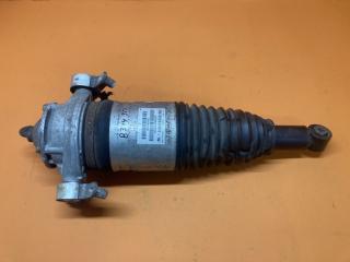 Стойка амортизатора с подкачкой задняя правая Porsche Cayenne 2014