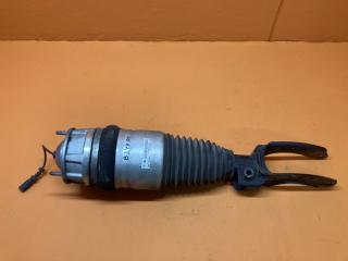 Стойка амортизатора с подкачкой передняя правая Porsche Cayenne 2014