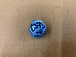 Запчасть гайка колеса Land Rover Velar 2020