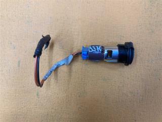 Запчасть гнездо прикуривателя Hummer H3 2009