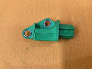 Запчасть датчик удара srs Audi Q5 2017