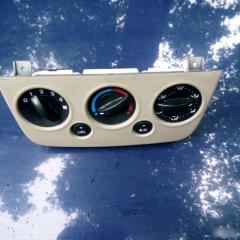 Запчасть блок управления печкой Ford Fiesta 2002-2008